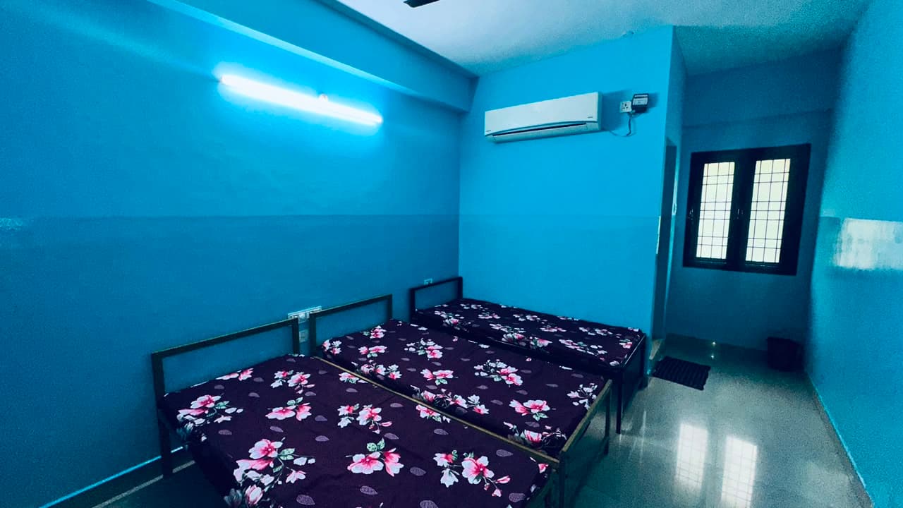 Hygienic Lounge